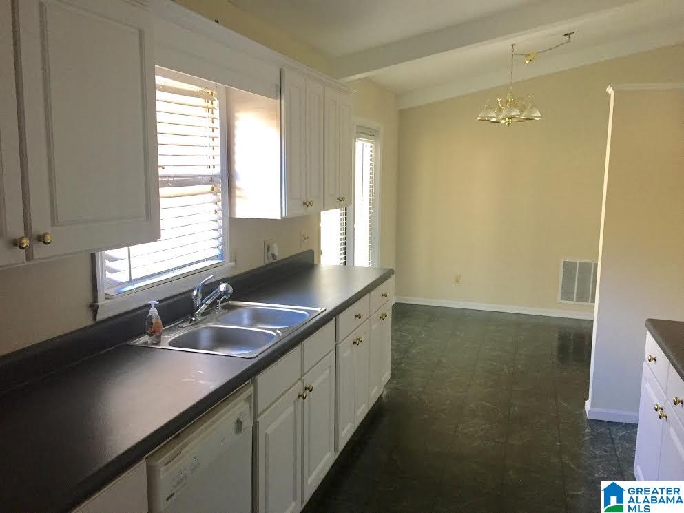 7385 Lake In The Woods Road Trussville, AL 35173 - Photo 6 of 25