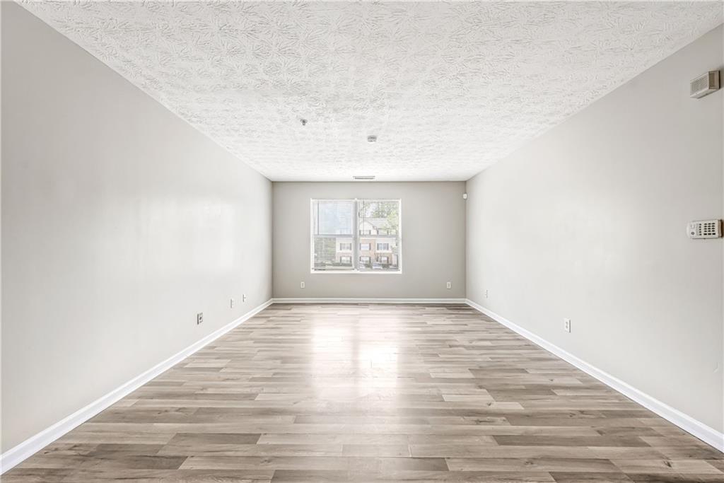 13202 Fairington Ridge Circle Lithonia, GA 30038 - Photo 4 of 23