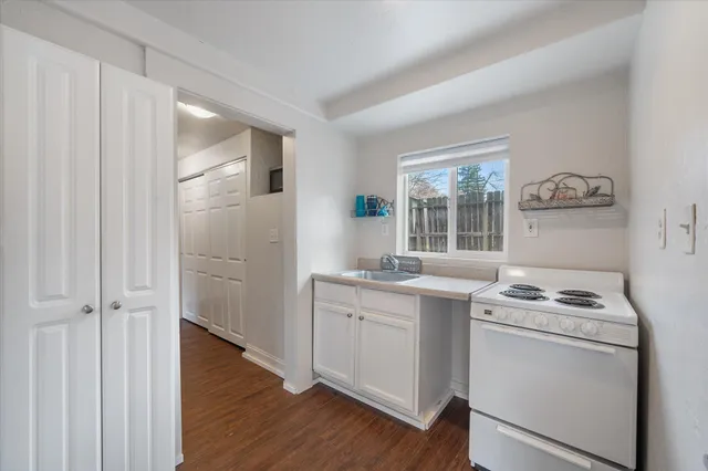 $399,800 | 409 Smile Place, Redding, CA 96001