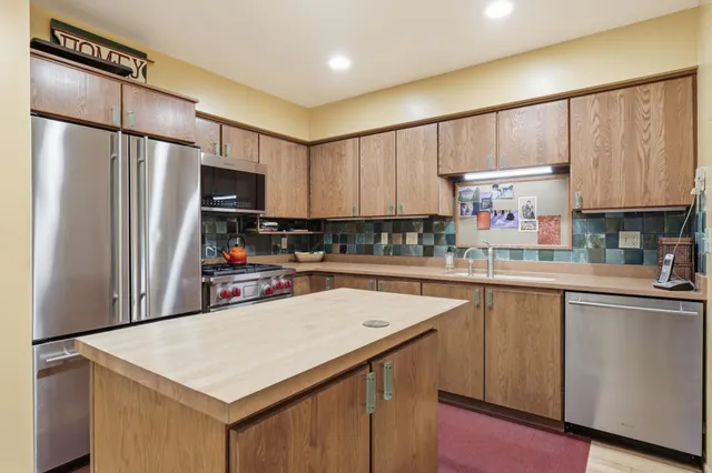 $659,000 | 142 Cambridge Street, St. Paul, MN 55105