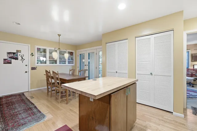 $659,000 | 142 Cambridge Street, St. Paul, MN 55105