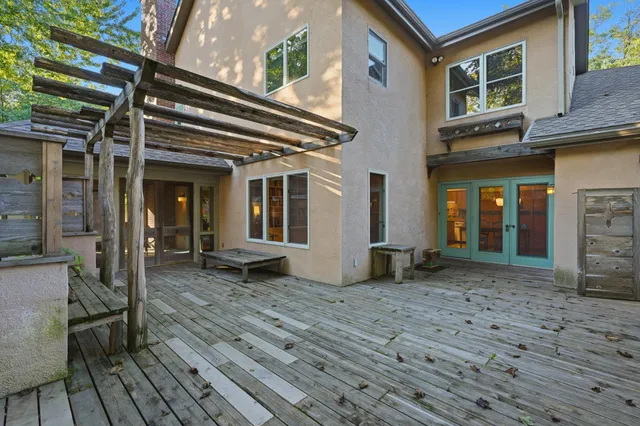 $659,000 | 142 Cambridge Street, St. Paul, MN 55105