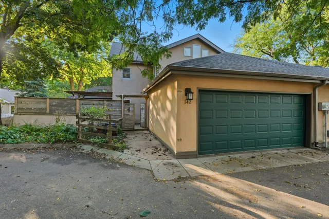$659,000 | 142 Cambridge Street, St. Paul, MN 55105