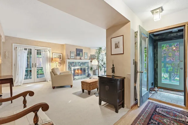 $659,000 | 142 Cambridge Street, St. Paul, MN 55105