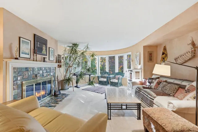 $659,000 | 142 Cambridge Street, St. Paul, MN 55105