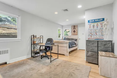 $979,000 | 78 Chestnut Street, Glen Cove, NY 11542