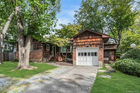 $979,000 | 78 Chestnut Street, Glen Cove, NY 11542
