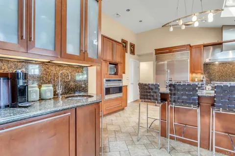 $979,000 | 78 Chestnut Street, Glen Cove, NY 11542