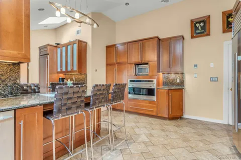 $979,000 | 78 Chestnut Street, Glen Cove, NY 11542