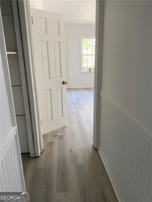 2363 Alvin Joiner Road Dublin, GA 31021 - Photo 12 of 35 wooden floor in a gallery