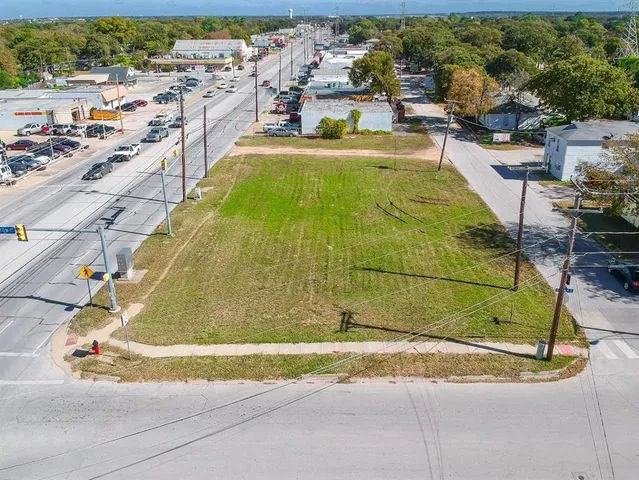 $275,000 | 4400 Northeast 28th Street, Haltom City, TX 76117