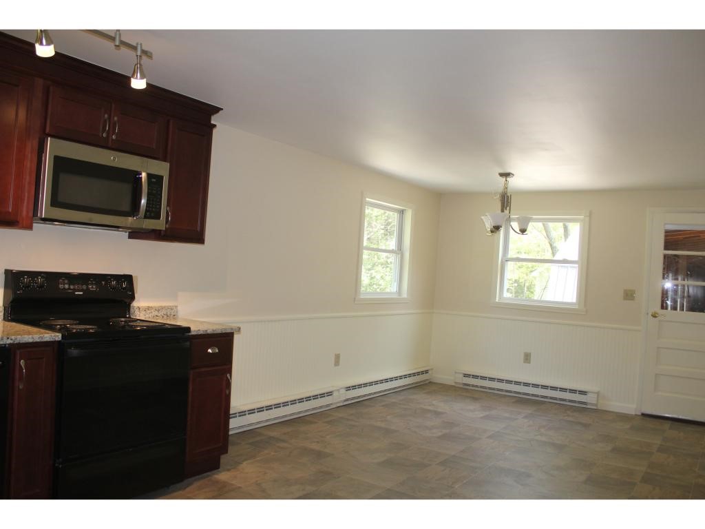 96 Robinson Road Bow, NH 03304 - Photo 6 of 24