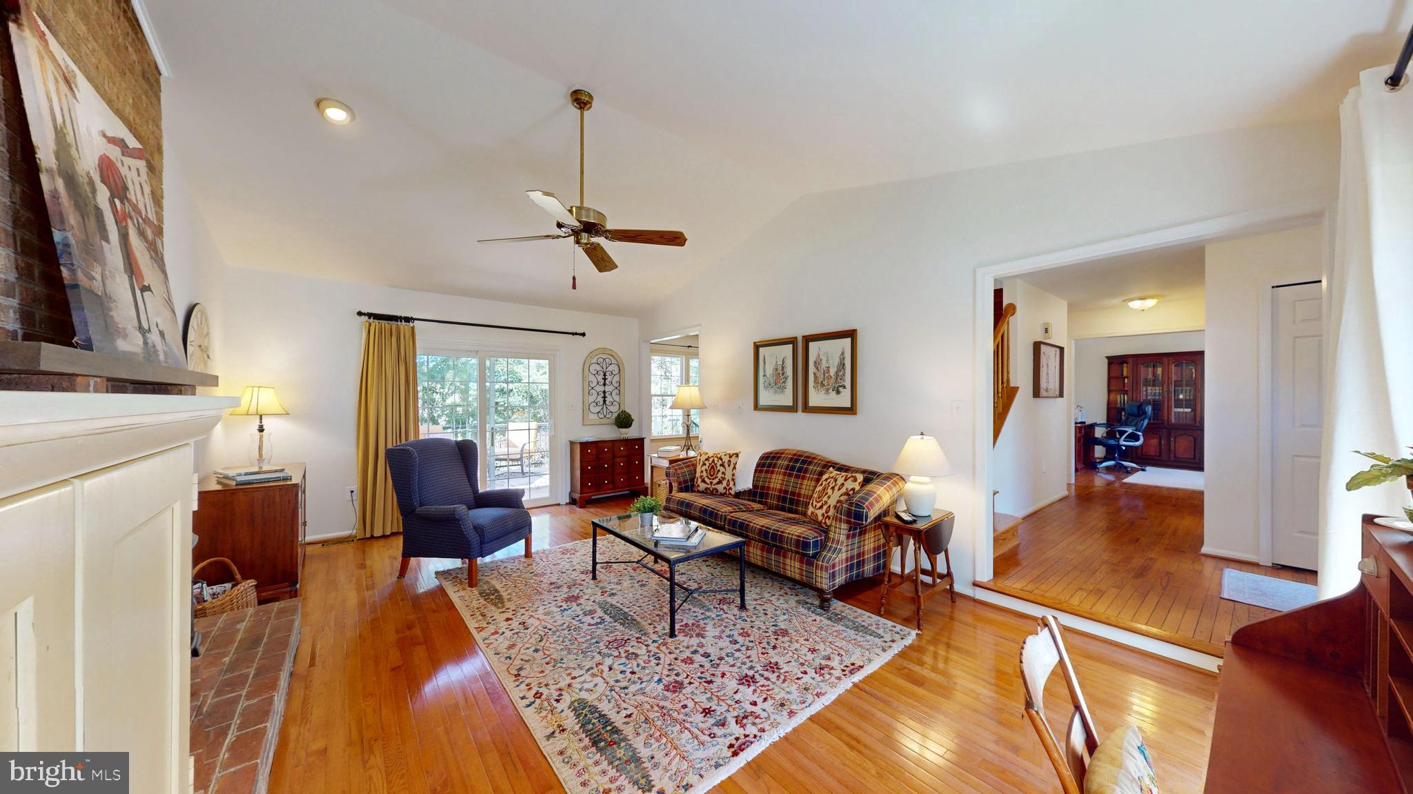 206 Environs Road Sterling, VA 20165 - Photo 4 of 45 Gallery Image 4