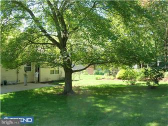 17 Waverly Road Cherry Hill, NJ 08003 - Photo 10 of 12 Gallery Image 10