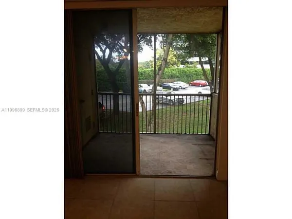 $2,400 | Las Vistas, Doral, FL 33166
