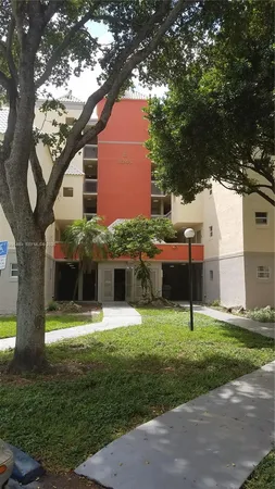 $2,400 | Las Vistas, Doral, FL 33166