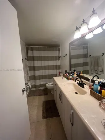 $2,400 | Las Vistas, Doral, FL 33166