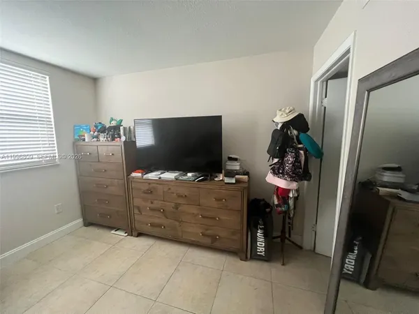 $2,400 | Las Vistas, Doral, FL 33166