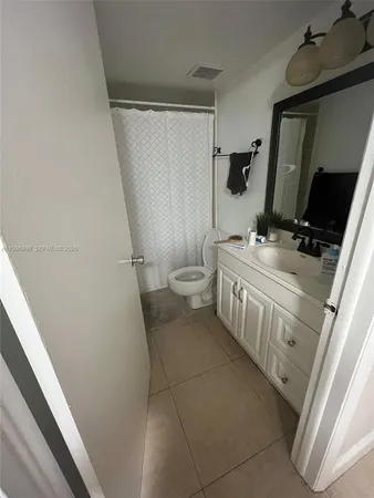 $2,400 | Las Vistas, Doral, FL 33166