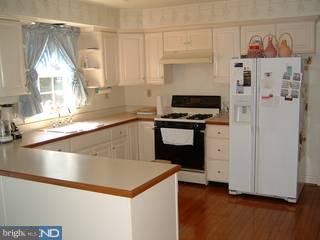 128 Ashley Road Phoenixville, PA 19460 - Photo 3 of 6 Gallery Image 3