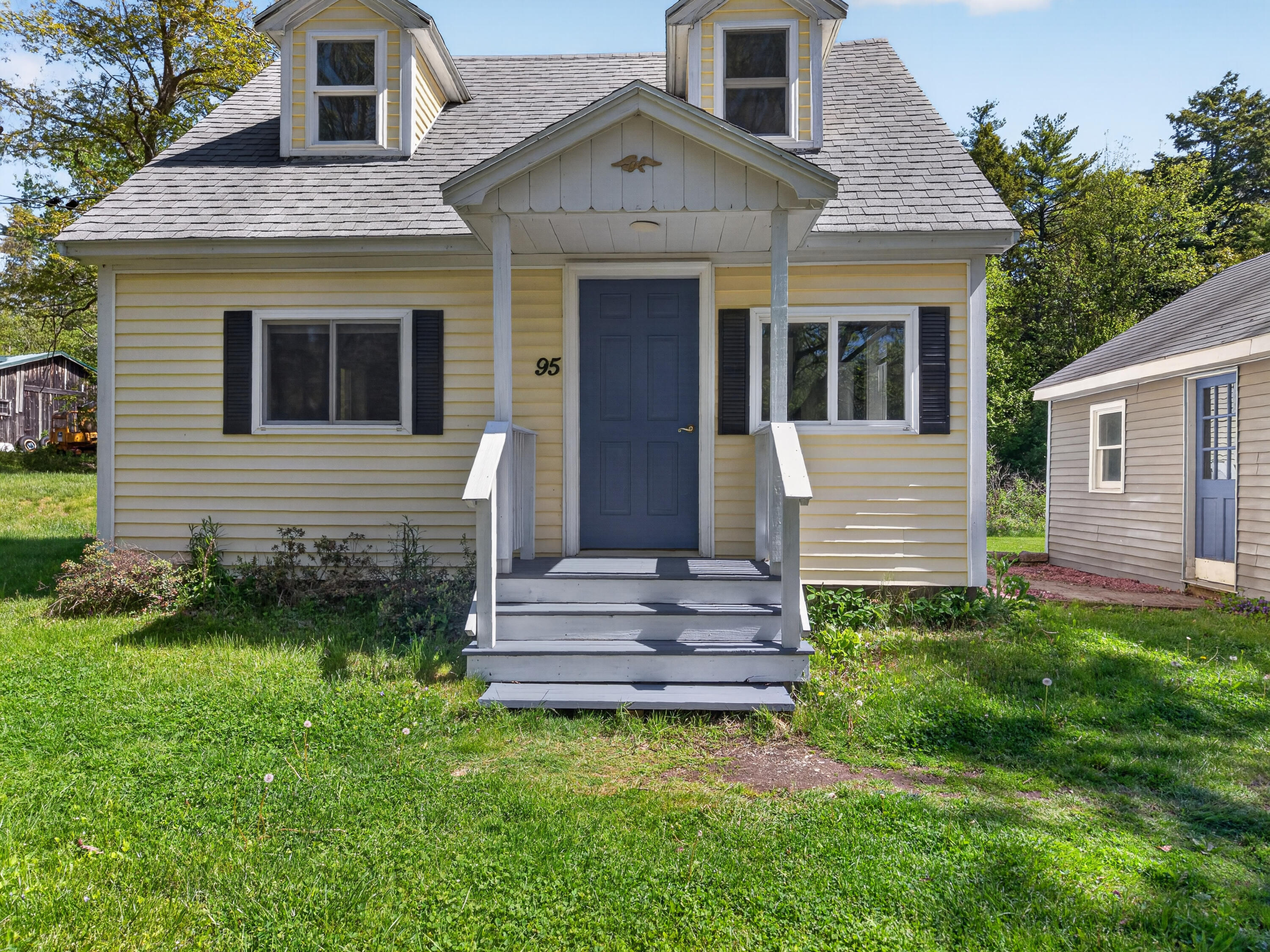 95 Walker Road Woolwich, ME 04579 - Photo 4 of 33 95 Walker Road_0104