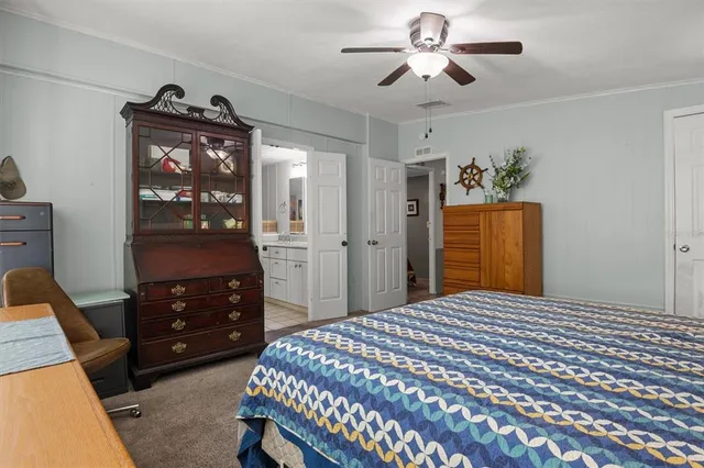 $249,900 | 6825 South Lake Henry Drive, Winter Haven, FL 33881