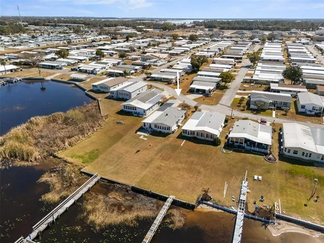 $249,900 | 6825 South Lake Henry Drive, Winter Haven, FL 33881