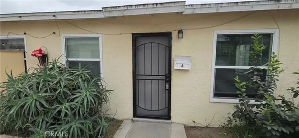 $1,690 | 14416 Orange, Unit A, Paramount, CA 90723