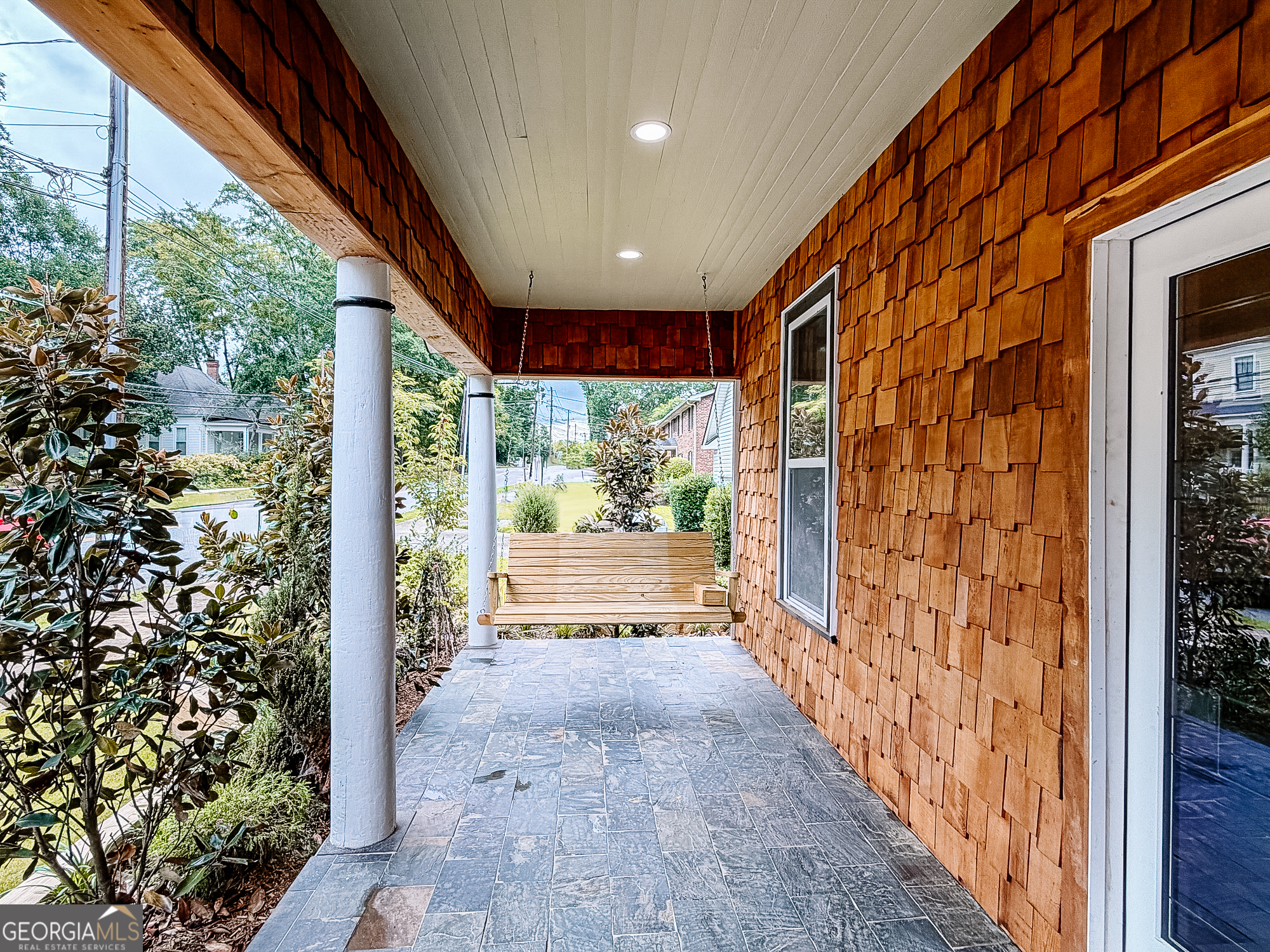 68 Spring Street Newnan, GA 30263 - Photo 4 of 33