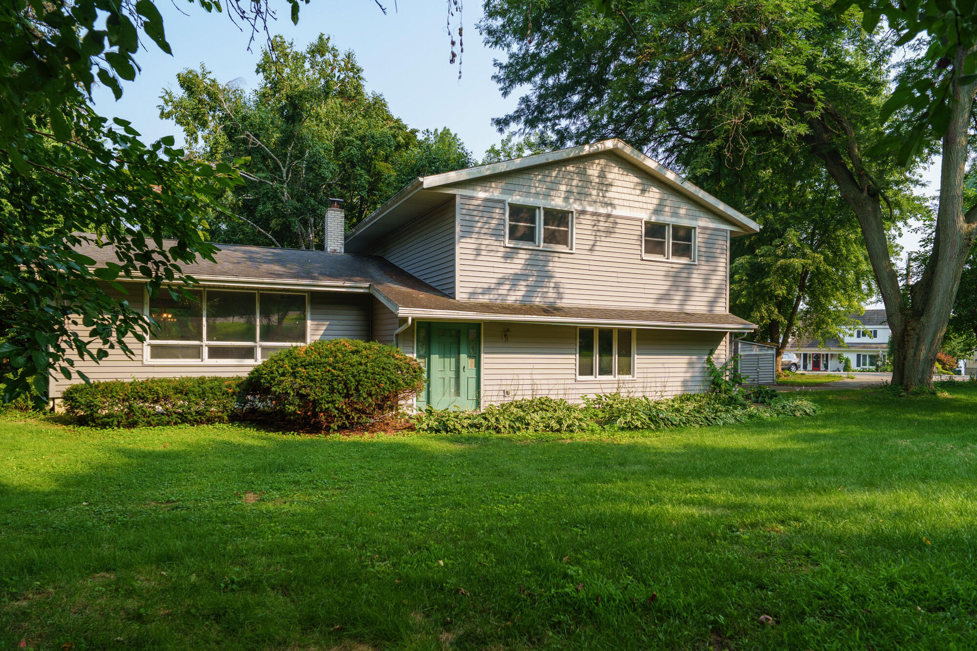 5617 Winnequah Road Monona, WI 53716 - Photo 1 of 1 5617_Winnequah-11 2
