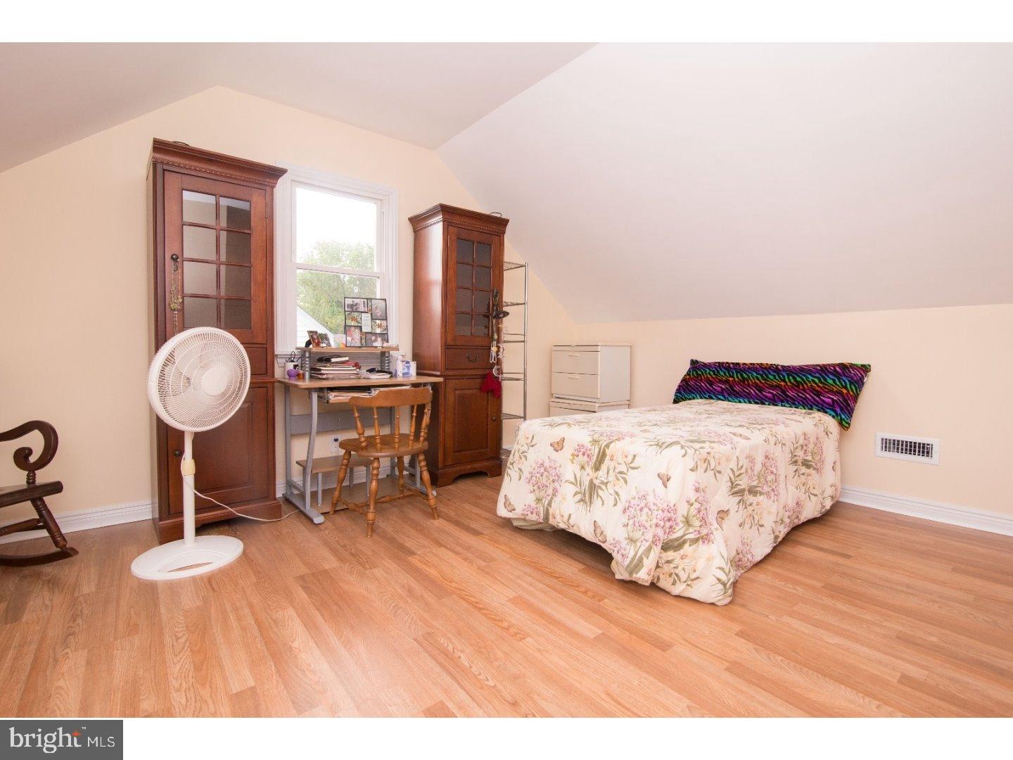 37 Ewingville Road Ewing, NJ 08638 - Photo 12 of 21