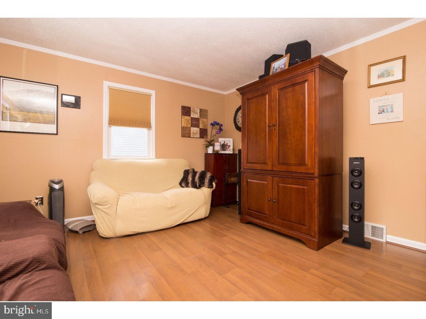 37 Ewingville Road Ewing, NJ 08638 - Photo 4 of 21