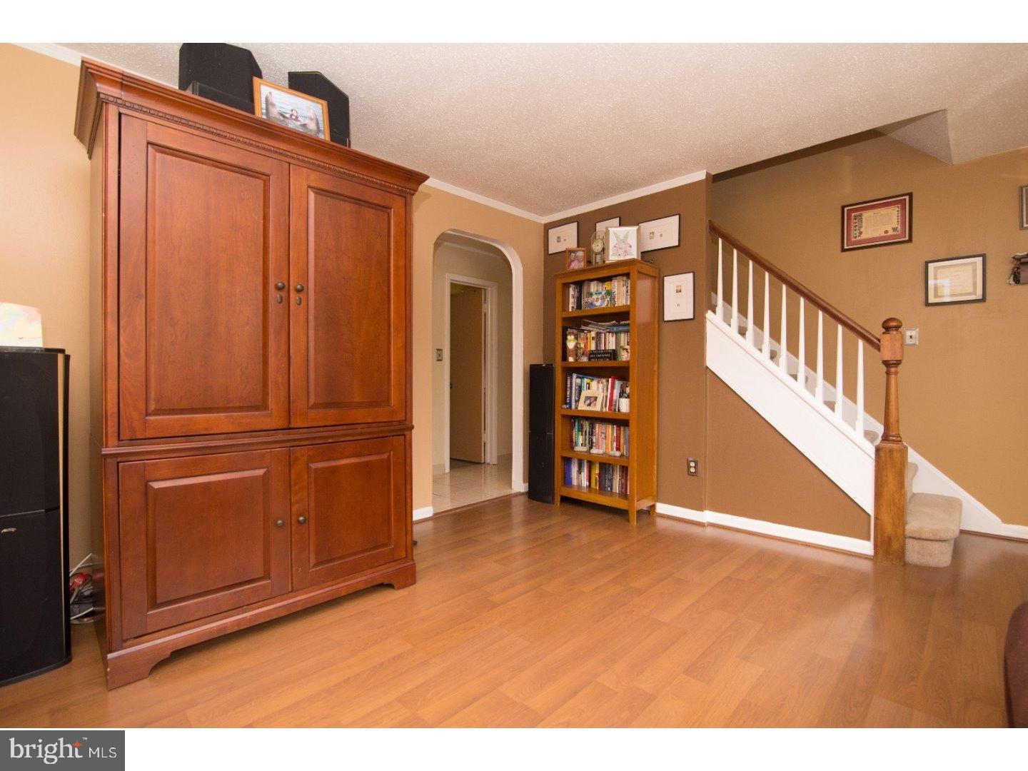 37 Ewingville Road Ewing, NJ 08638 - Photo 5 of 21