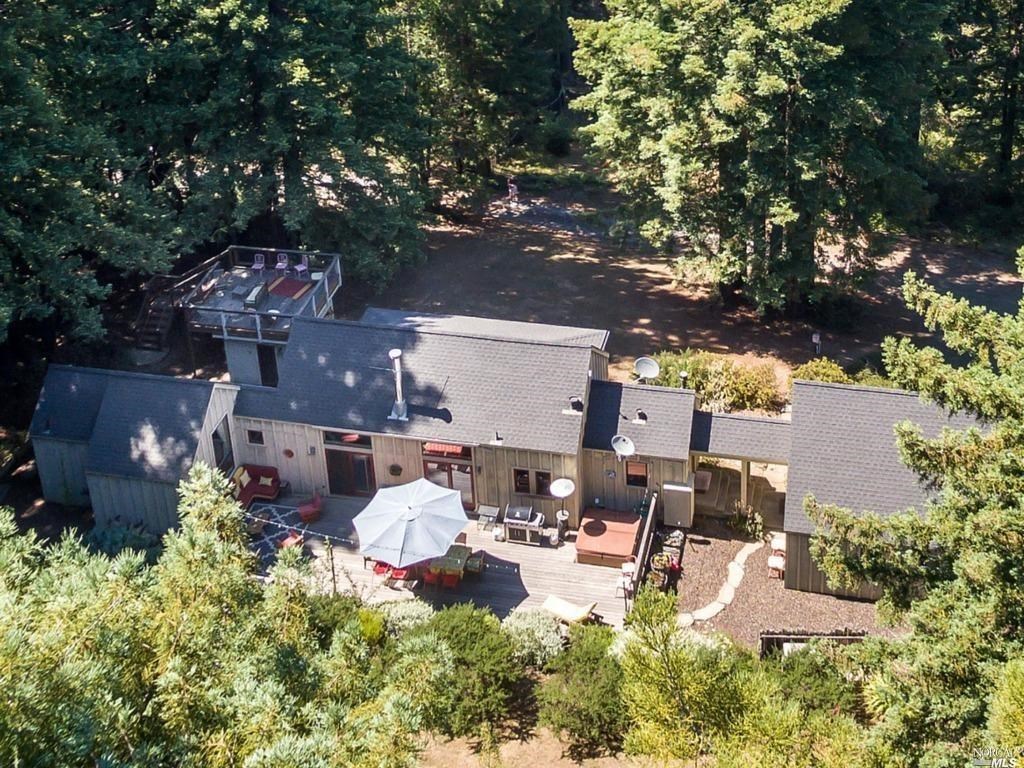 2141 Muniz Ranch Road Jenner, CA 95450 - Photo 1 of 1 Gallery Image 1