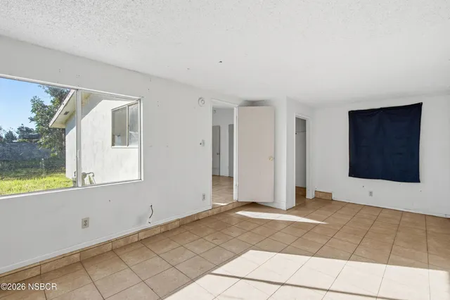 $484,000 | 226 West Creston Street, Santa Maria, CA 93458