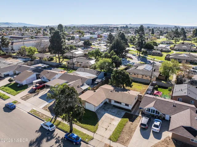 $484,000 | 226 West Creston Street, Santa Maria, CA 93458