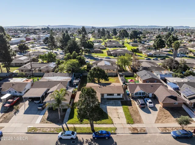 $484,000 | 226 West Creston Street, Santa Maria, CA 93458