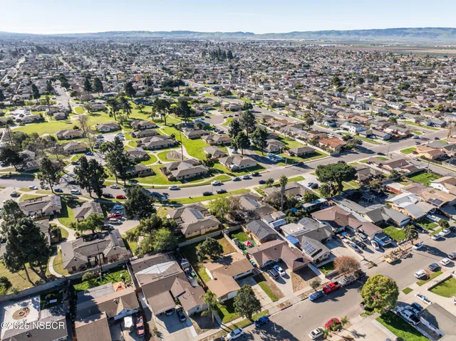 $484,000 | 226 West Creston Street, Santa Maria, CA 93458