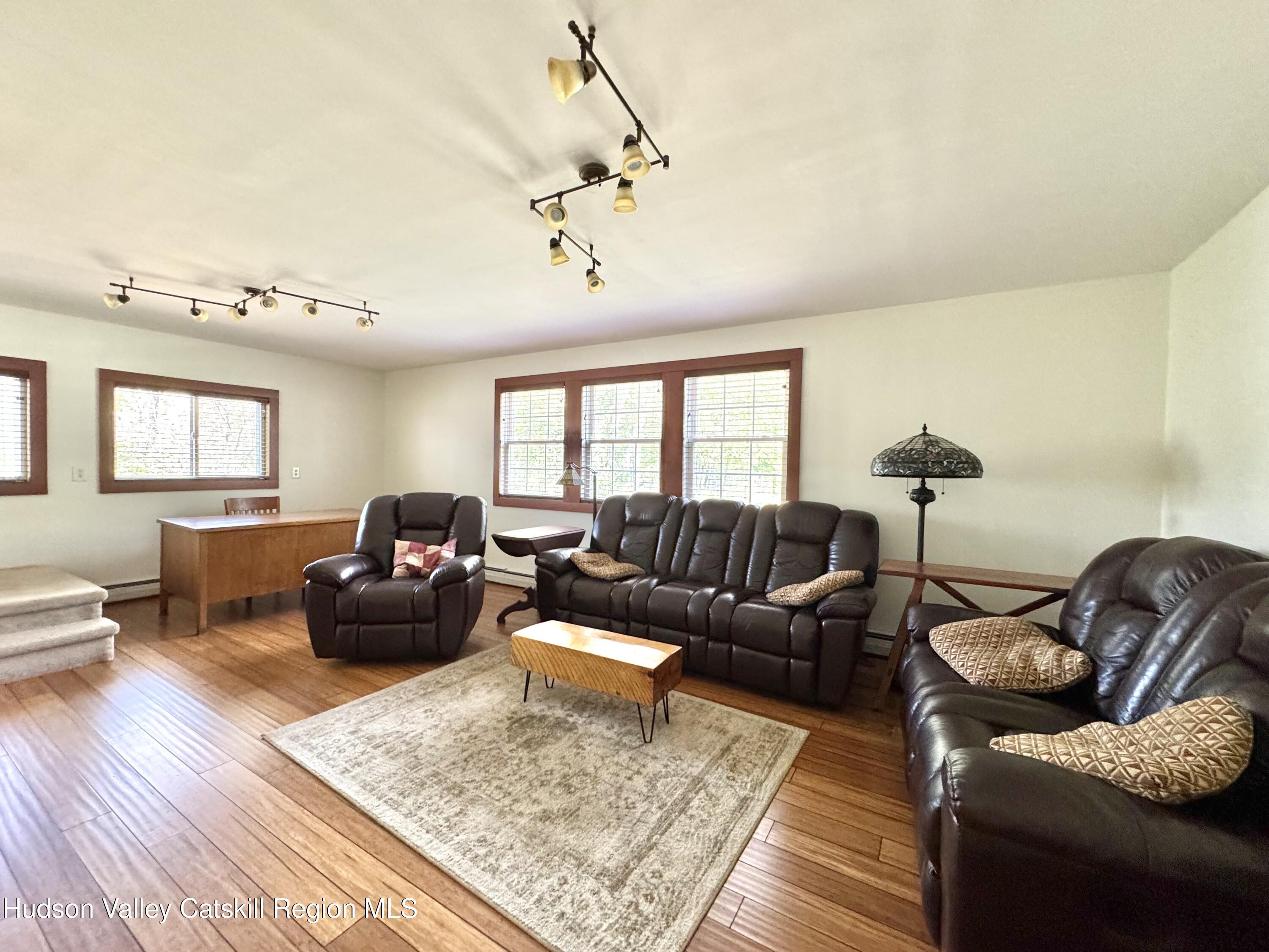 284 Alcove Road Hannacroix, NY 12087 - Photo 11 of 39 12