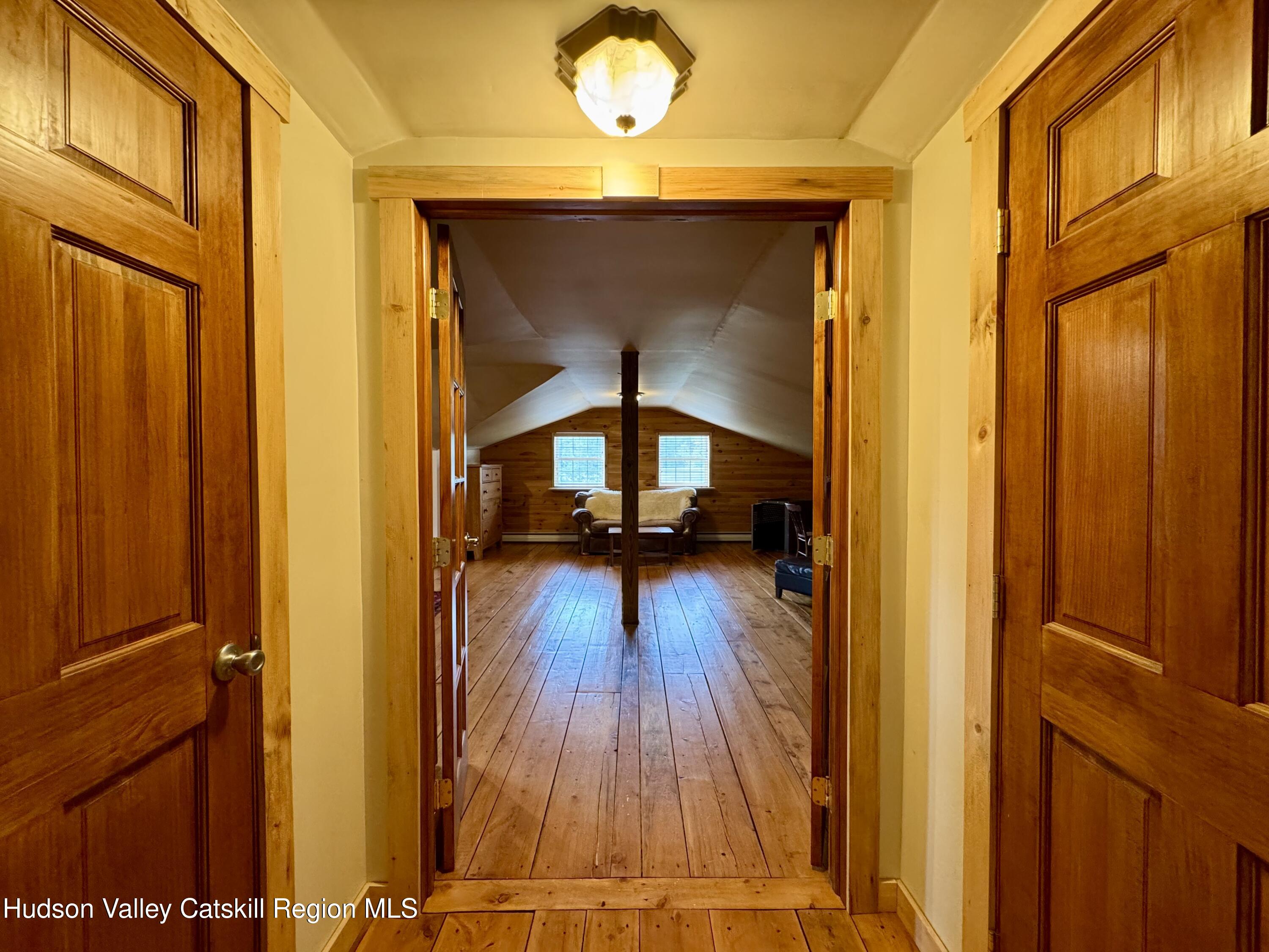 284 Alcove Road Hannacroix, NY 12087 - Photo 20 of 39 22