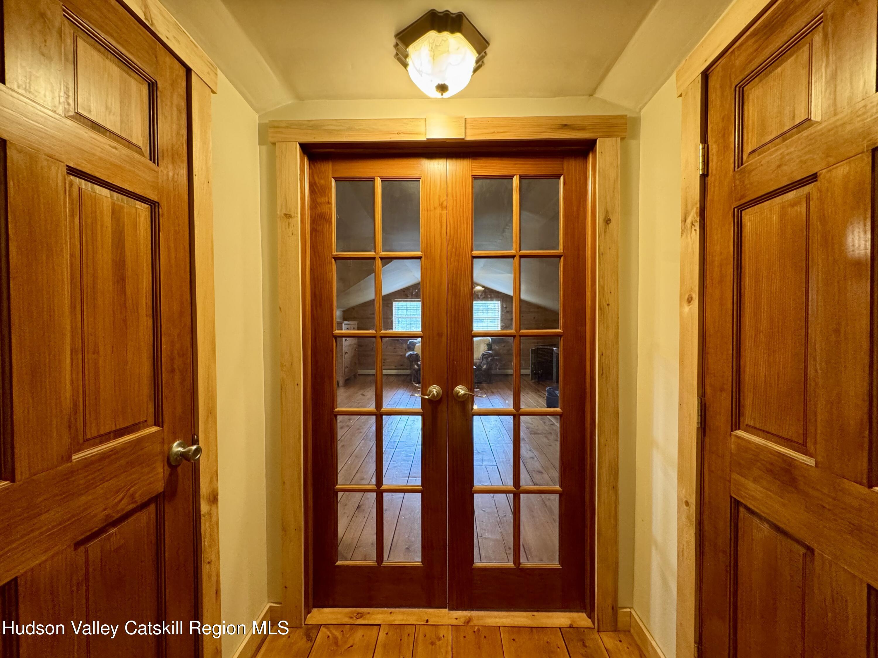 284 Alcove Road Hannacroix, NY 12087 - Photo 21 of 39 23