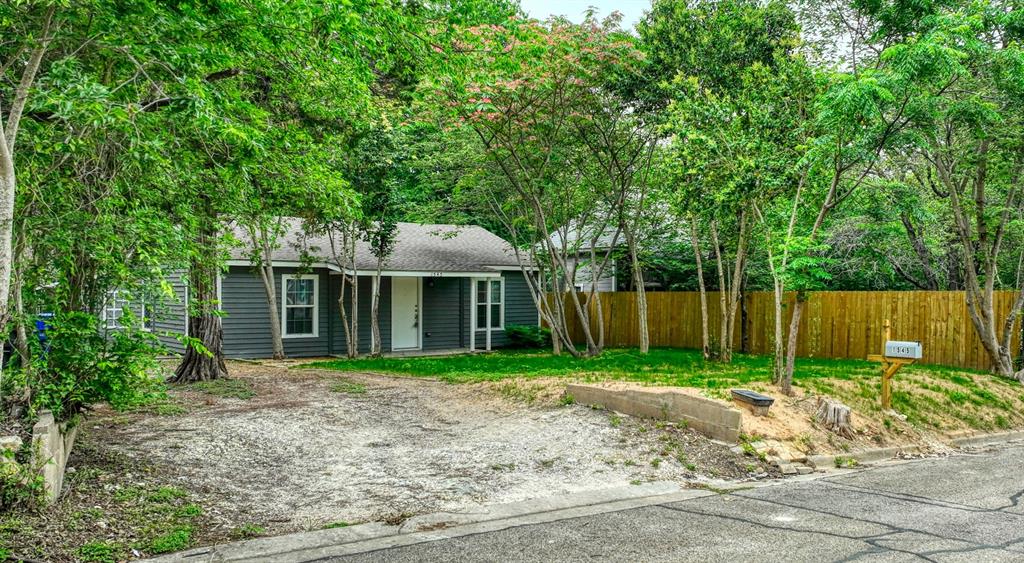 1545 Reuter Avenue Waco, TX 76708 - Photo 2 of 31