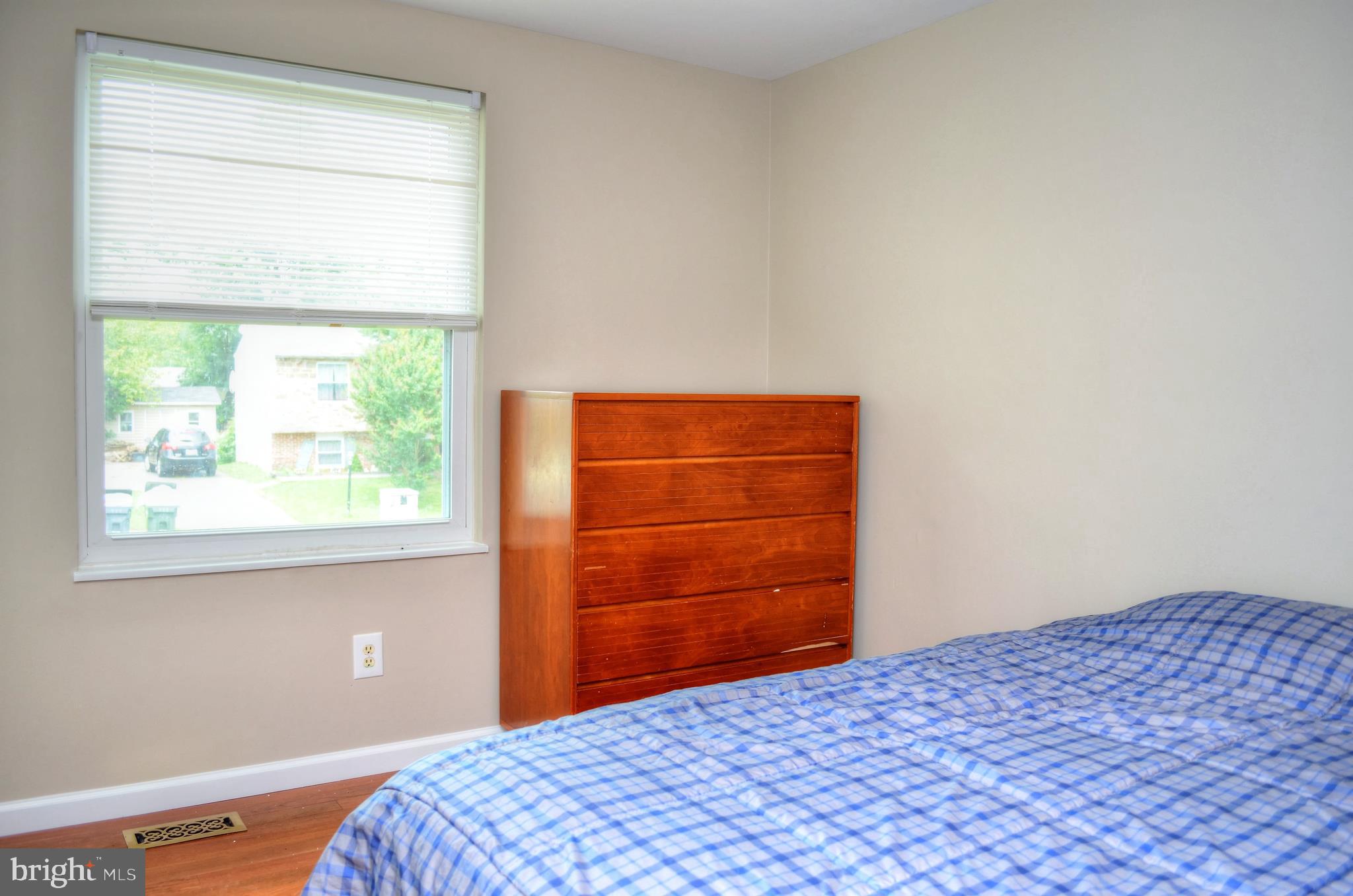 134 North Harrison Road Sterling, VA 20164 - Photo 12 of 22 Bedroom 3