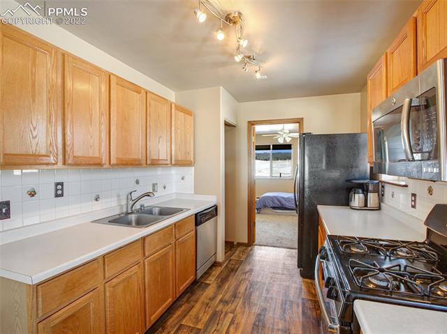 407 High Pasture Road Florissant, CO 80816 - Photo 8 of 10