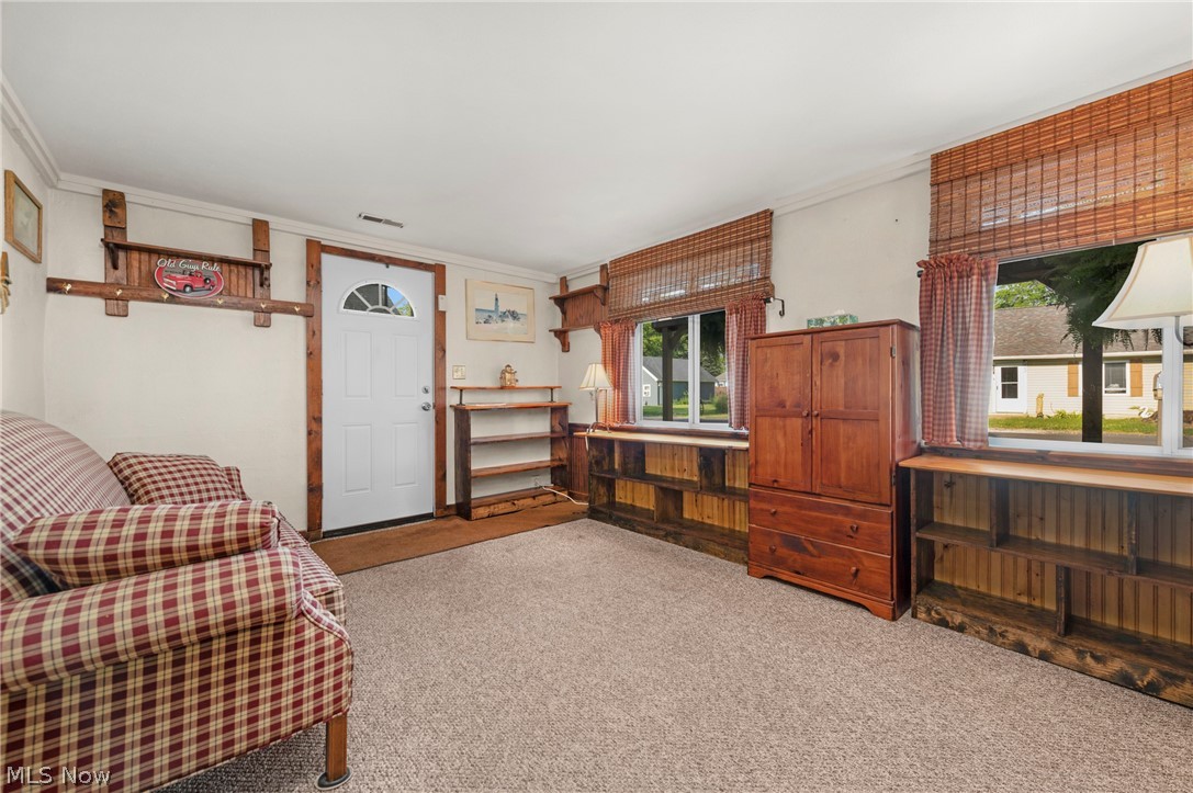 303 Roxboro Road Vermilion, OH 44089 - Photo 7 of 50
