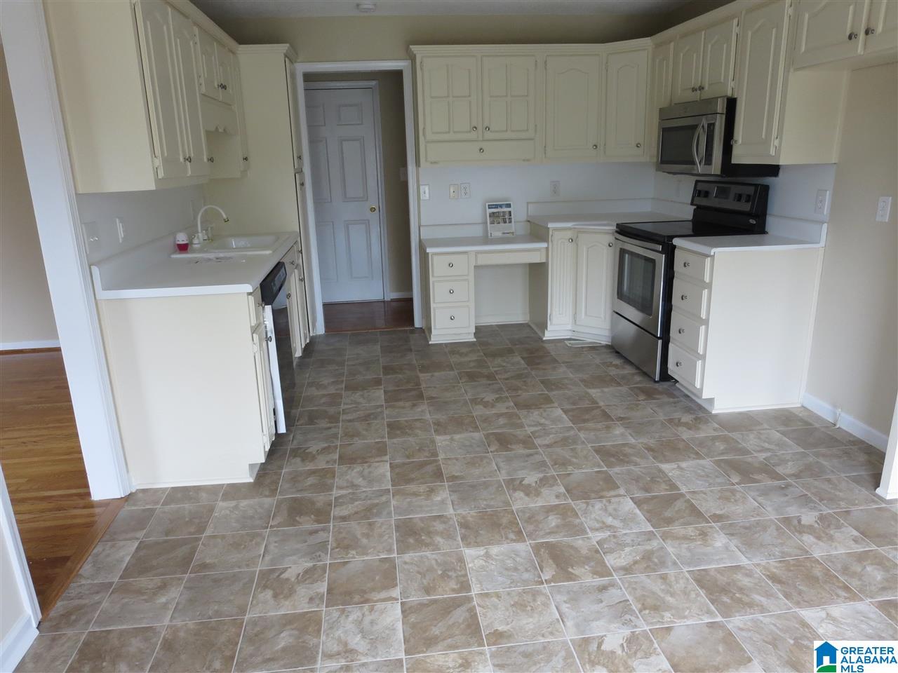 6226 Eagle Ridge Circle Pinson, AL 35126 - Photo 2 of 24