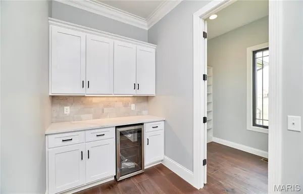 $1,389,000 | 170 Blue Sky Drive, Defiance, MO 63341