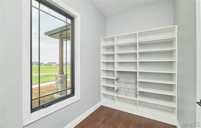 $1,389,000 | 170 Blue Sky Drive, Defiance, MO 63341