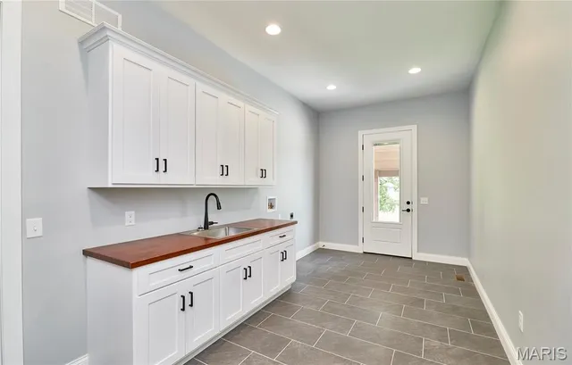 $1,389,000 | 170 Blue Sky Drive, Defiance, MO 63341