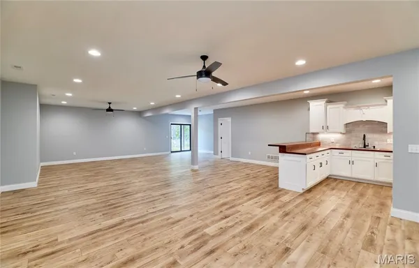 $1,389,000 | 170 Blue Sky Drive, Defiance, MO 63341